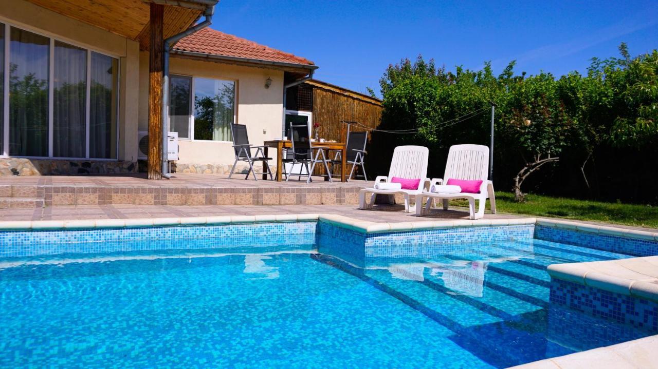 Вила Релакс - Villa Relax Sokolovo Eksteriør bilde