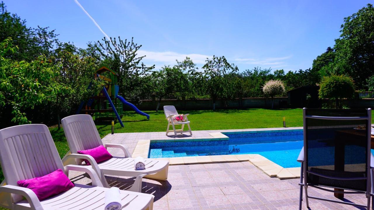 Вила Релакс - Villa Relax Sokolovo Eksteriør bilde