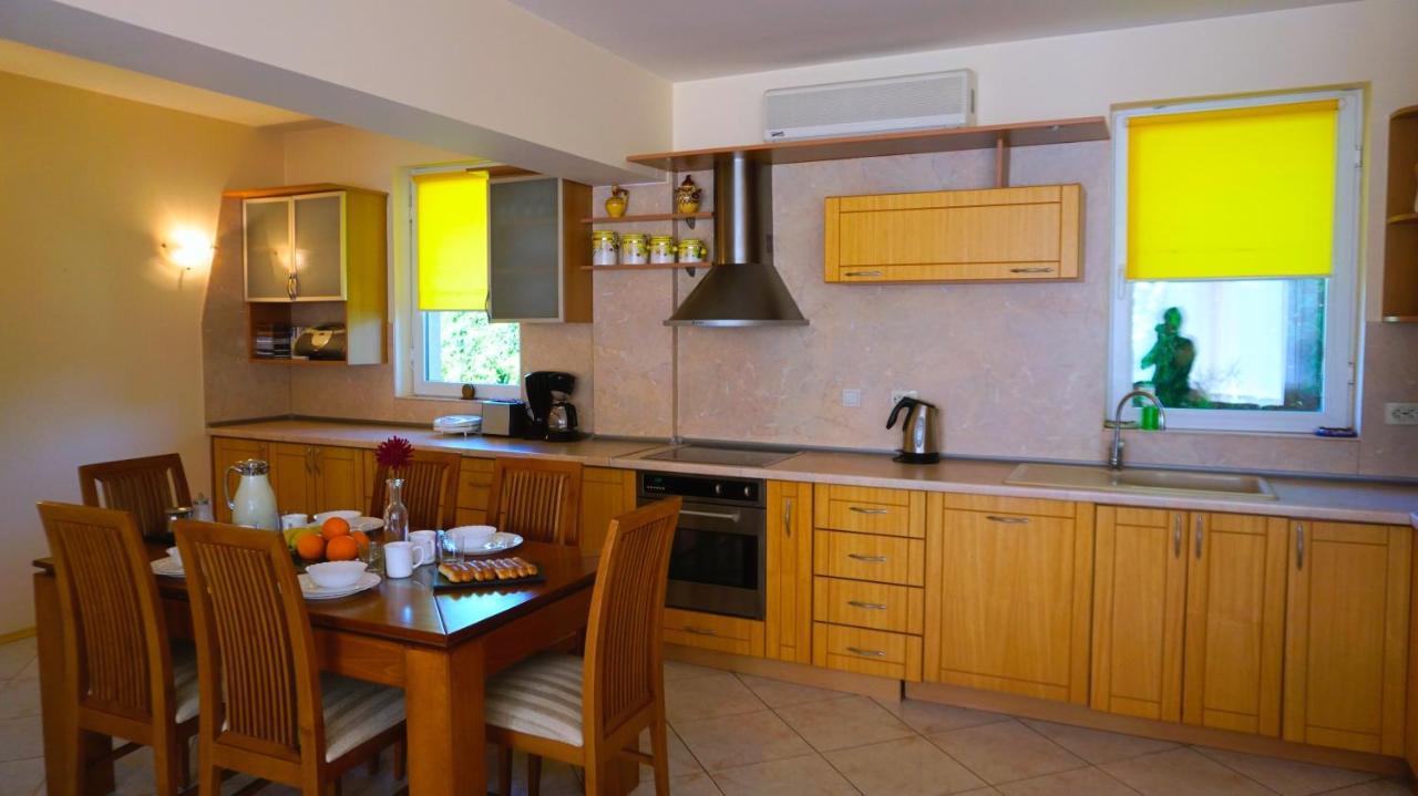 Вила Релакс - Villa Relax Sokolovo Eksteriør bilde